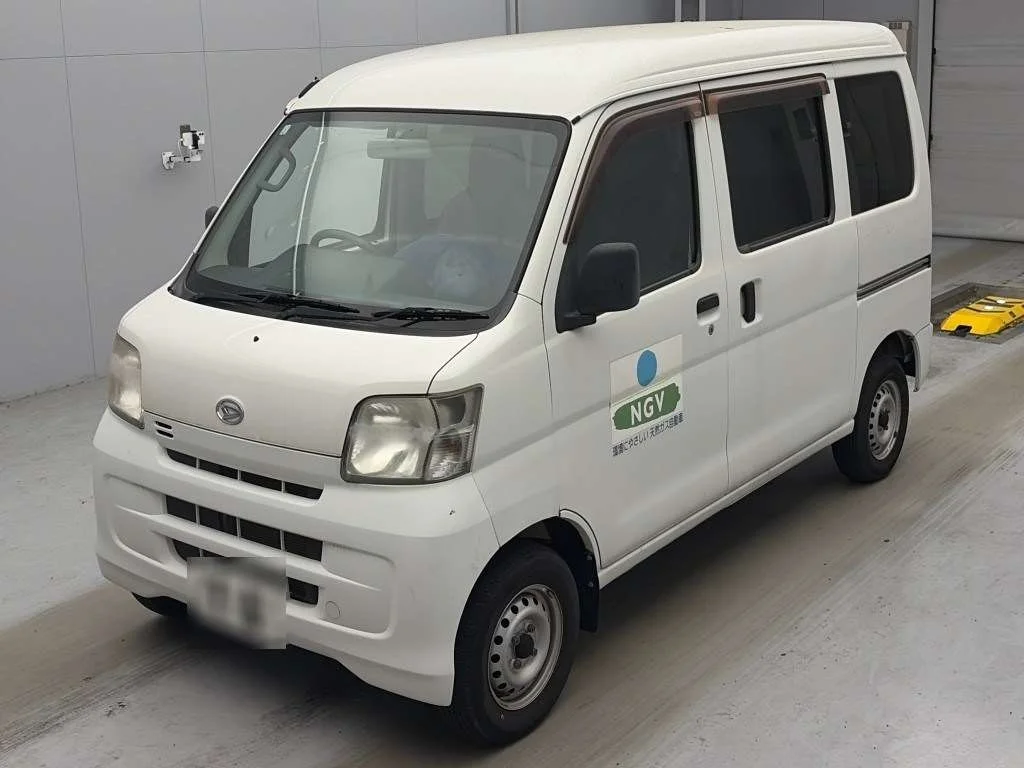 Daihatsu Hijet Cargo S321V 2018